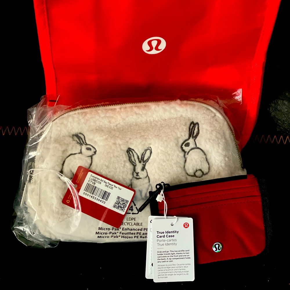 NWT Lululemon Everywhere Belt Bag Fleece Bunny Rabbit